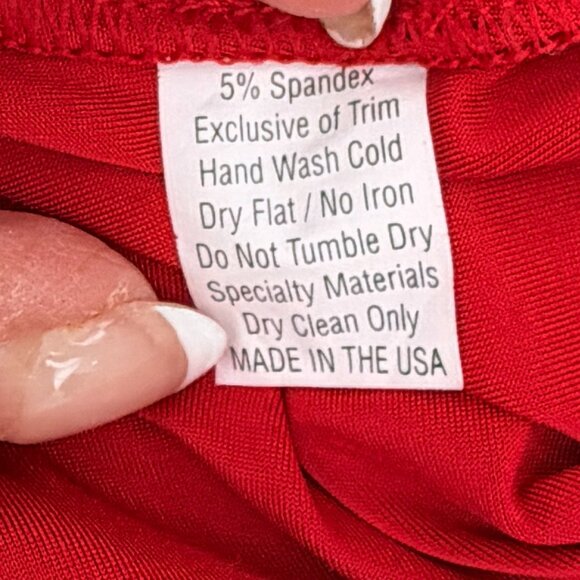 Dance America Sz S Red Skirt with Rhinestone Buckle NWT - Picture 10 of 10